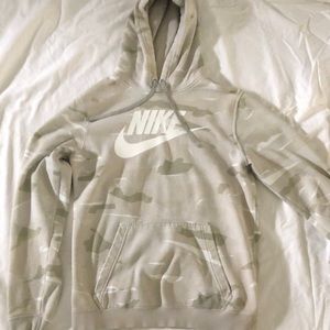 Men’s small Nike Hoodie